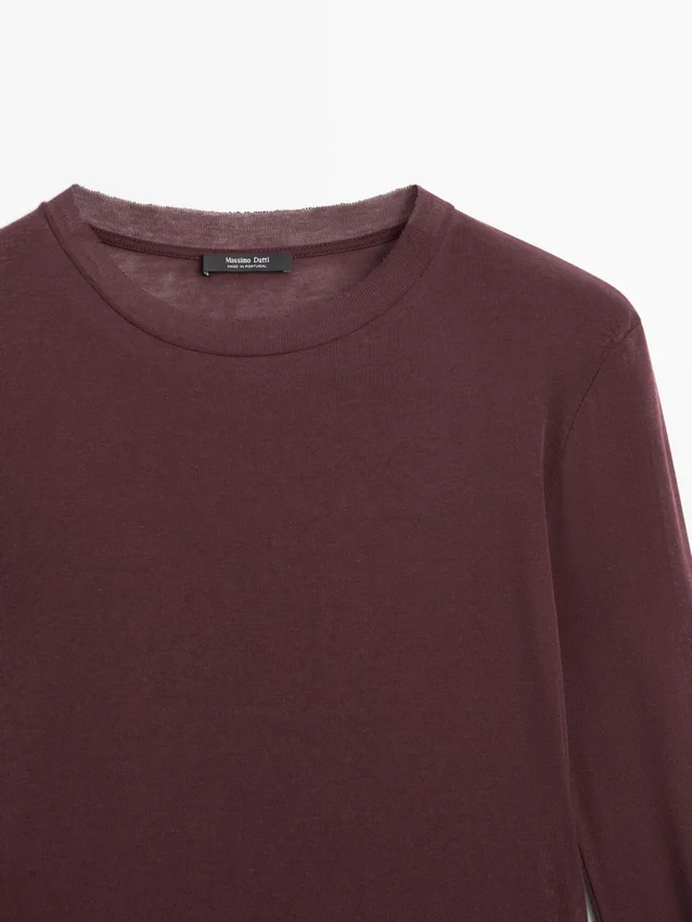 100% katoenen, semi-transparant T-shirt met kraagdetail 100% katoenen, semi-transparant T-shirt met kraagdetail