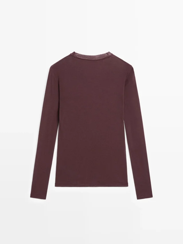 100% katoenen, semi-transparant T-shirt met kraagdetail 100% katoenen, semi-transparant T-shirt met kraagdetail