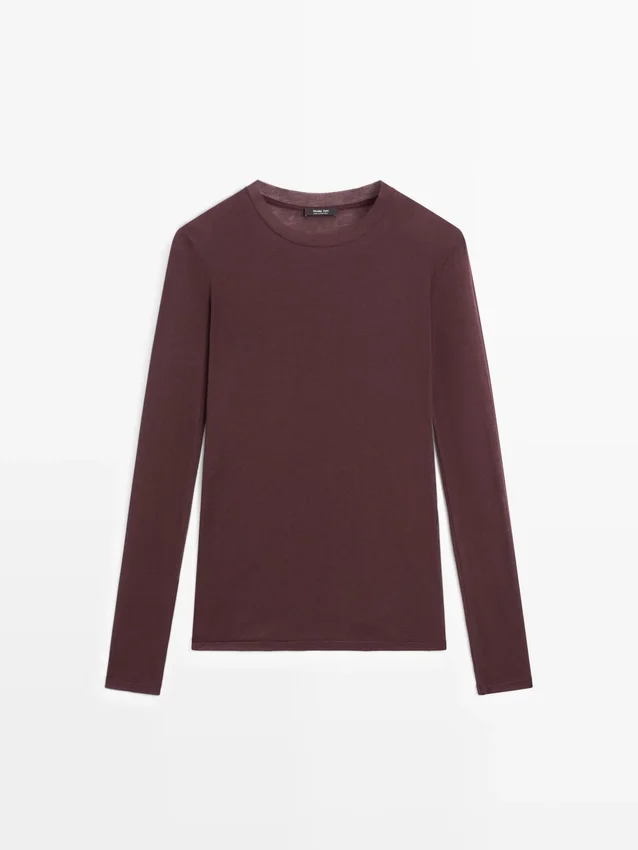 100% katoenen, semi-transparant T-shirt met kraagdetail 100% katoenen, semi-transparant T-shirt met kraagdetail