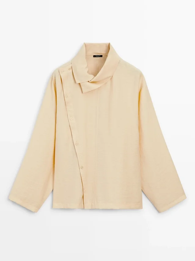 Asymmetrisch overhemd met knopen Asymmetrisch overhemd met knopen