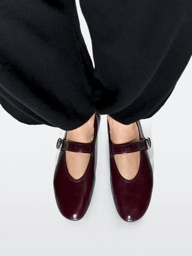 Balletballerina’s van gekreukt leer Balletballerina’s van gekreukt leer