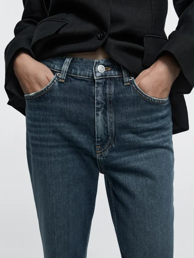 Boot-cut jeans met hoge taille Boot-cut jeans met hoge taille