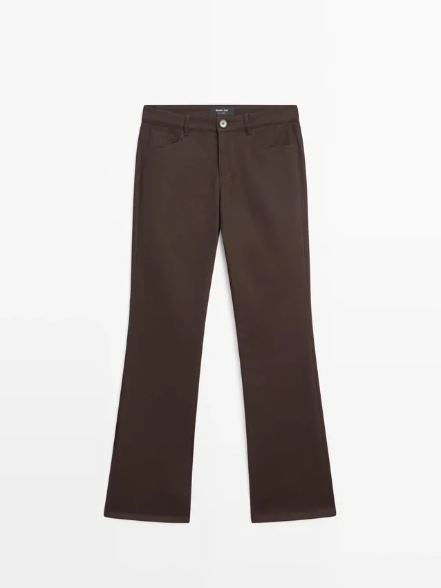 Broek met bootcut Broek met bootcut