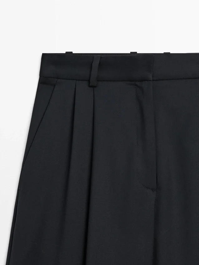 Broek van extra fijne wol met plooien Broek van extra fijne wol met plooien