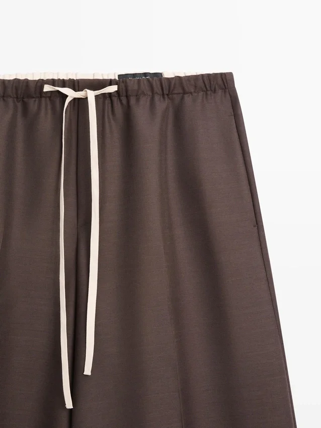 Broek van wolmix met contrasterend trekkoord Broek van wolmix met contrasterend trekkoord