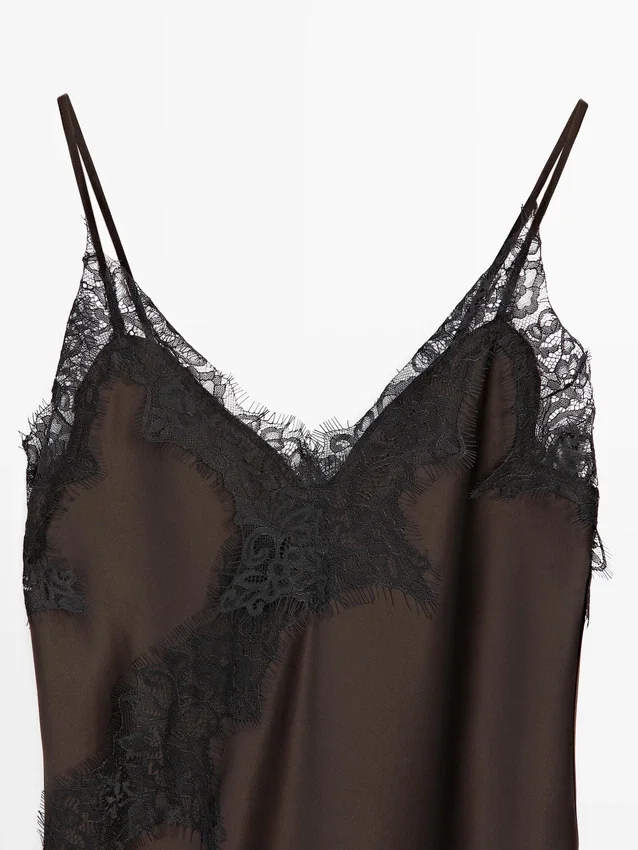 Camisole-jurk met kanten details Camisole-jurk met kanten details