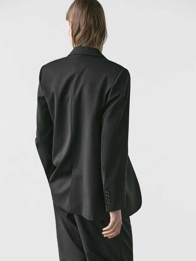 Extra fijne wollen Blazers met twee knopen Extra fijne wollen Blazers met twee knopen