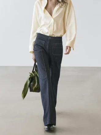 Flare-fit jeans met hoge taille en zakken