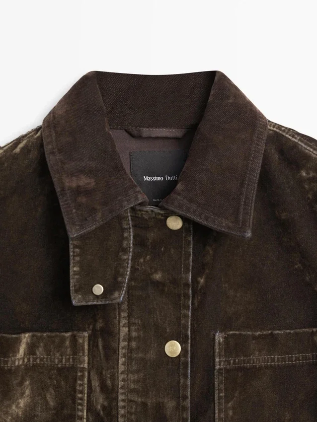 Flocked denim jasje met kraagdetail Flocked denim jasje met kraagdetail