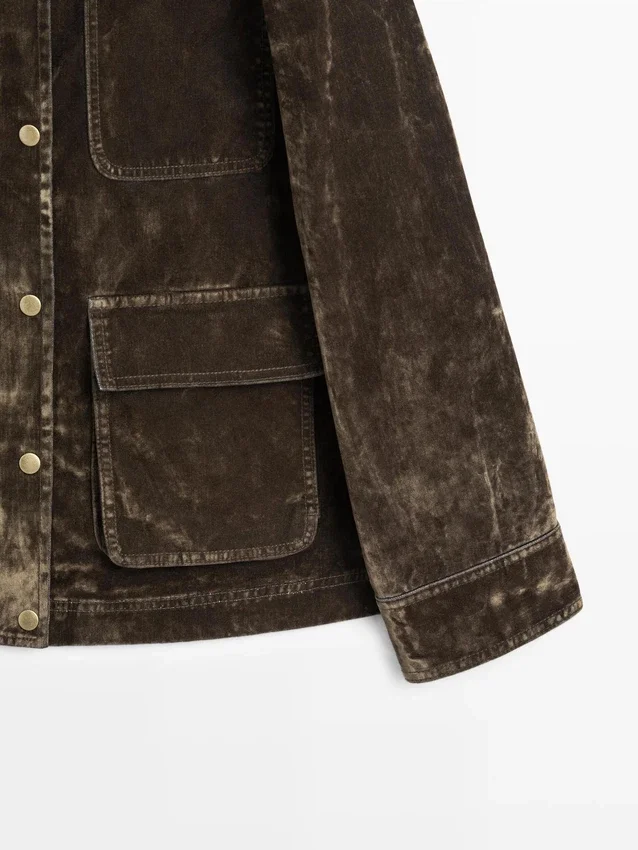 Flocked denim jasje met kraagdetail Flocked denim jasje met kraagdetail