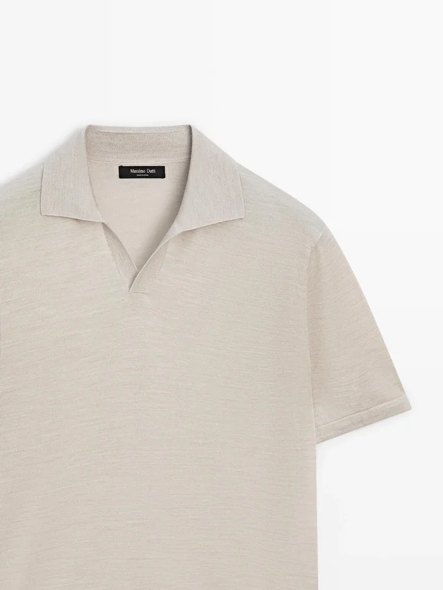 Gebreid overhemd met V-hals Gebreid overhemd met V-hals