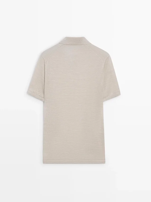 Gebreid overhemd met V-hals Gebreid overhemd met V-hals