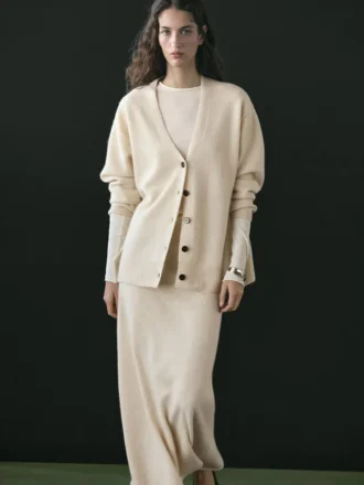 Gebreid vest met V-hals van alpaca en wol