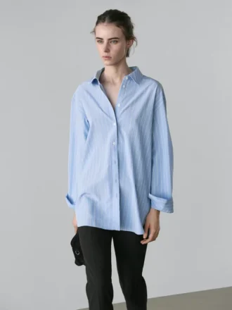 Gestreepte, ruimvallende overhemd