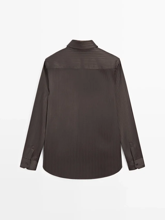 Gestreepte soepelvallende overhemd Gestreepte soepelvallende overhemd