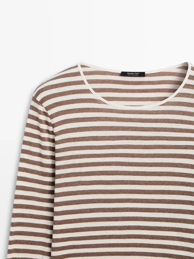 Gestrept T-shirt van 100% katoen Gestrept T-shirt van 100% katoen