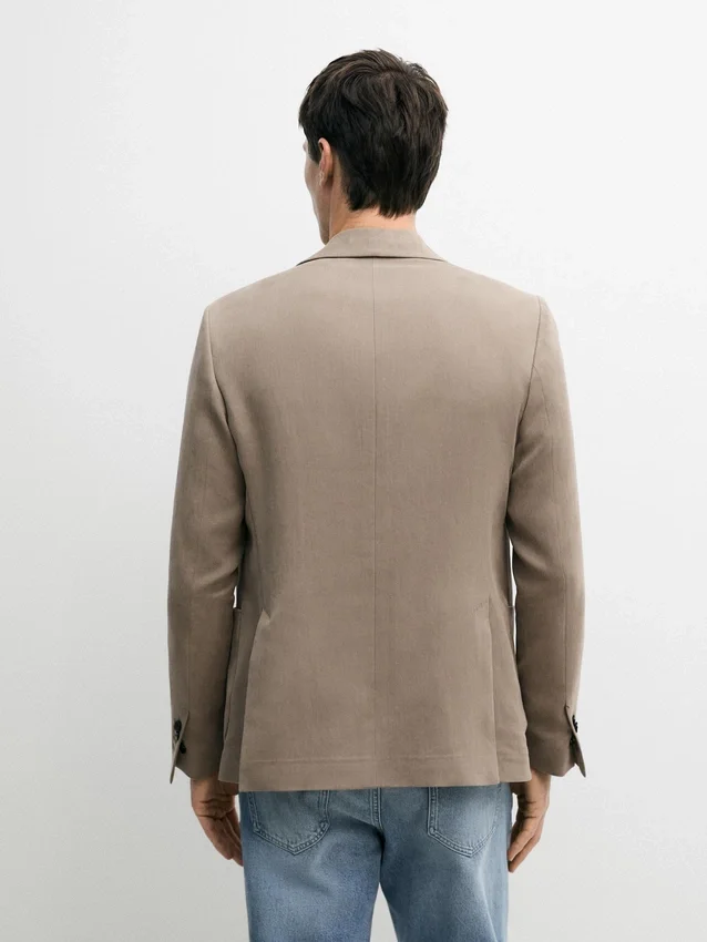 Getailleerde linnen Blazers met zakdetails Getailleerde linnen Blazers met zakdetails
