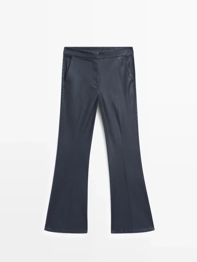 Gewaxt broek met uitlopende pijpen Gewaxt broek met uitlopende pijpen