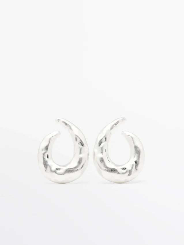 Hoopoorbellen met textuur Hoopoorbellen met textuur