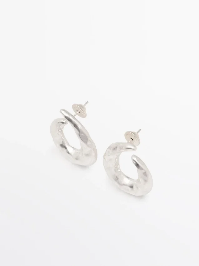 Hoopoorbellen met textuur Hoopoorbellen met textuur