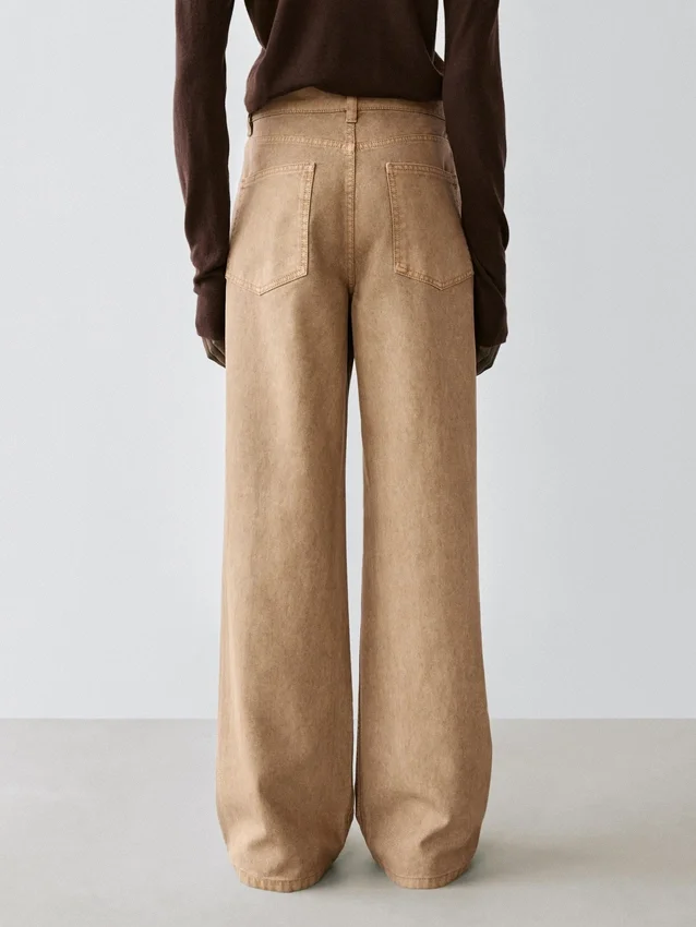 Jeans met wijde pijpen Jeans met wijde pijpen