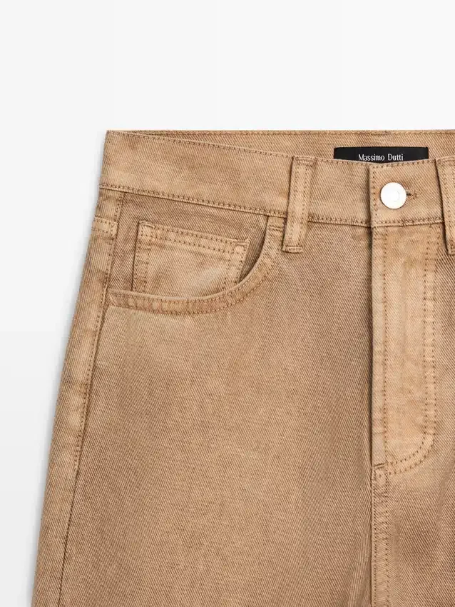 Jeans met wijde pijpen Jeans met wijde pijpen