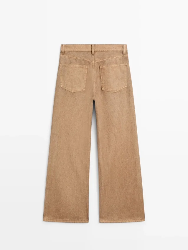 Jeans met wijde pijpen Jeans met wijde pijpen