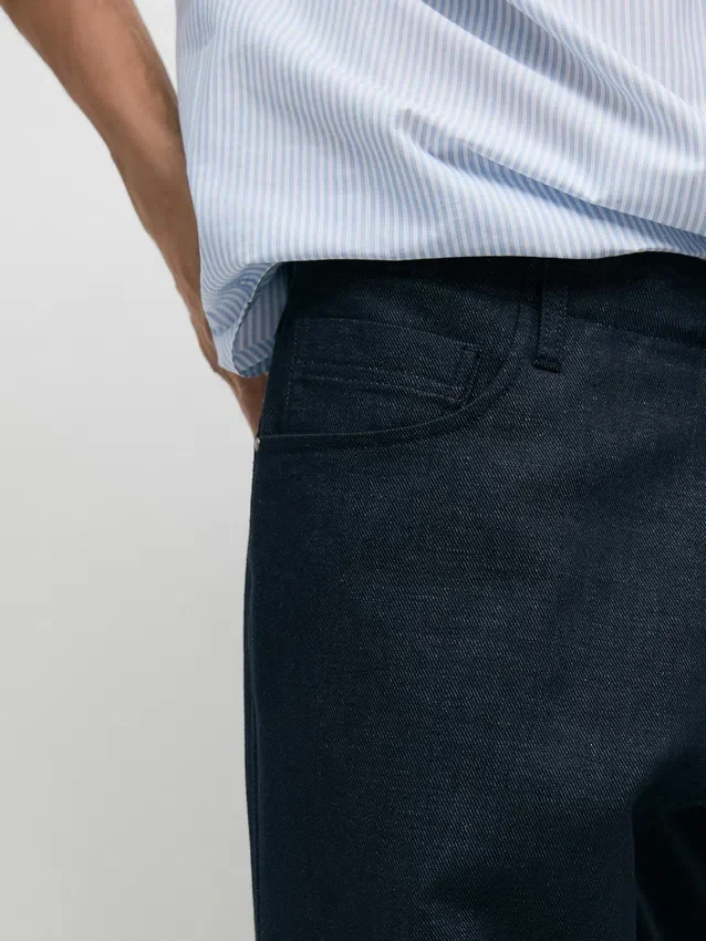 Katoenen en linnen broek met vijf zakken Katoenen en linnen broek met vijf zakken