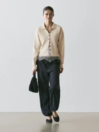 Katoenen gebreid vest met polokraag