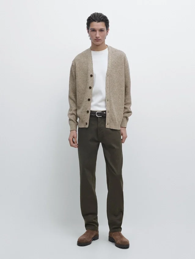 Katoenen gebreide Vesttrui met knopen Katoenen gebreide Vesttrui met knopen