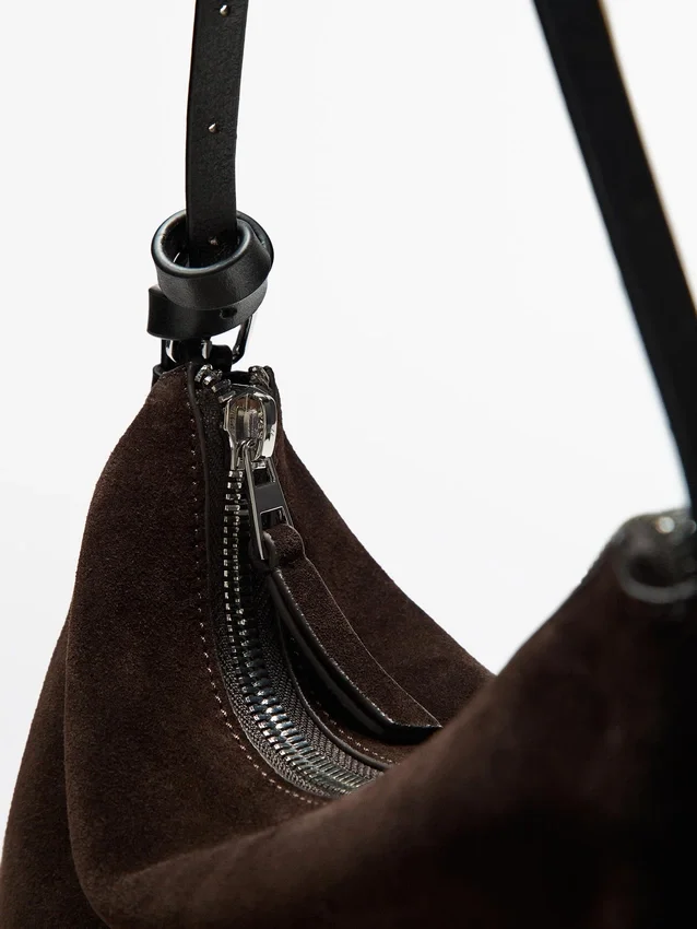 Kleine tas van gespleten suède Kleine tas van gespleten suède