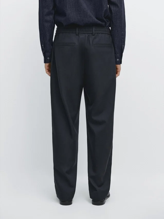 Koele broek met woltextuur Koele broek met woltextuur