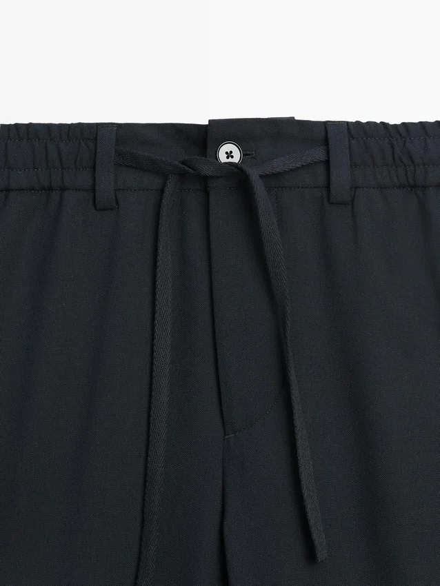 Koele broek met woltextuur Koele broek met woltextuur