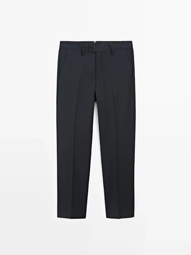 Kostuums van koele wol Kostuums van koele wol