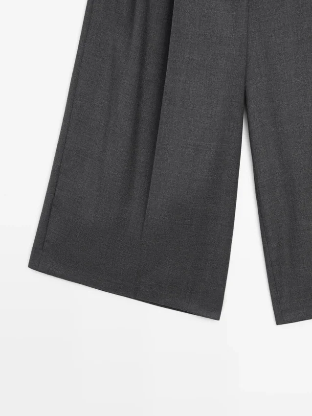 Lange wollen bermuda met coupenaden Lange wollen bermuda met coupenaden