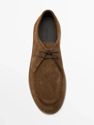 Leren schoenen met moc-neus en dikke zool