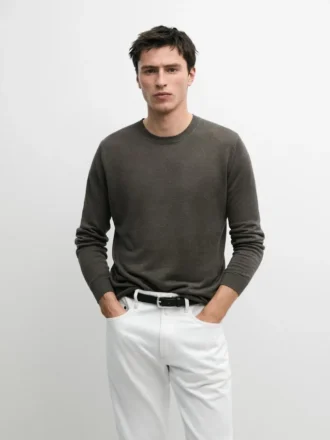 Linnen gebreide trui met ronde hals