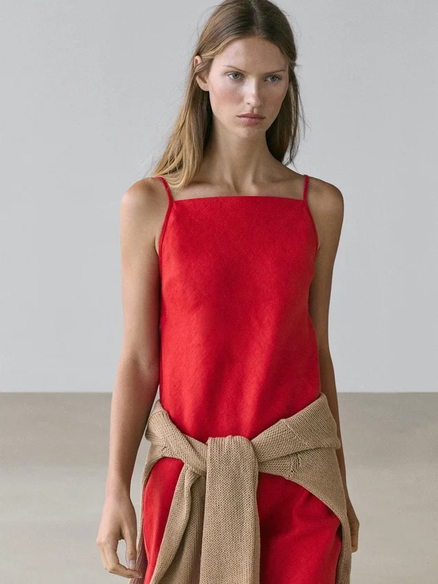 Linnen midi-jurk met rechte halslijn Linnen midi-jurk met rechte halslijn