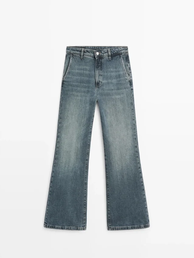 Mid-rise bell bottom jeans Mid-rise bell bottom jeans