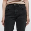 Mid-rise cropped slim fit jeans