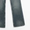 Mid-rise jeans met rechte pijpen en uitlopende pasvorm
