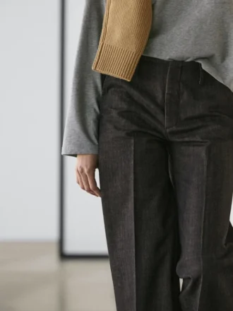 Mid-rise jeans met wijde pijpen