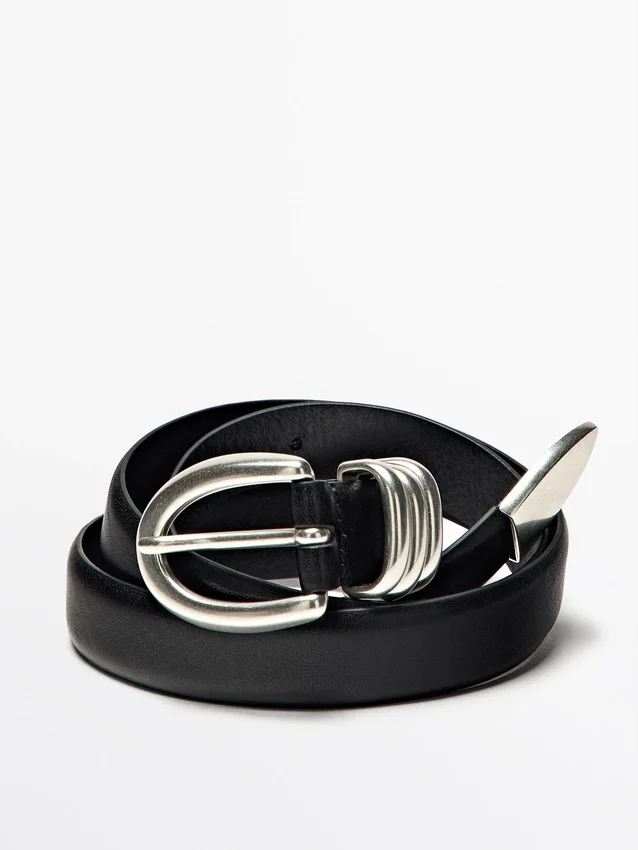 Nappaleren riem met metalen details Nappaleren riem met metalen details