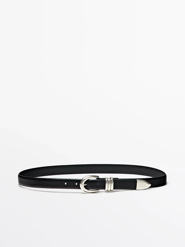 Nappaleren riem met metalen details Nappaleren riem met metalen details
