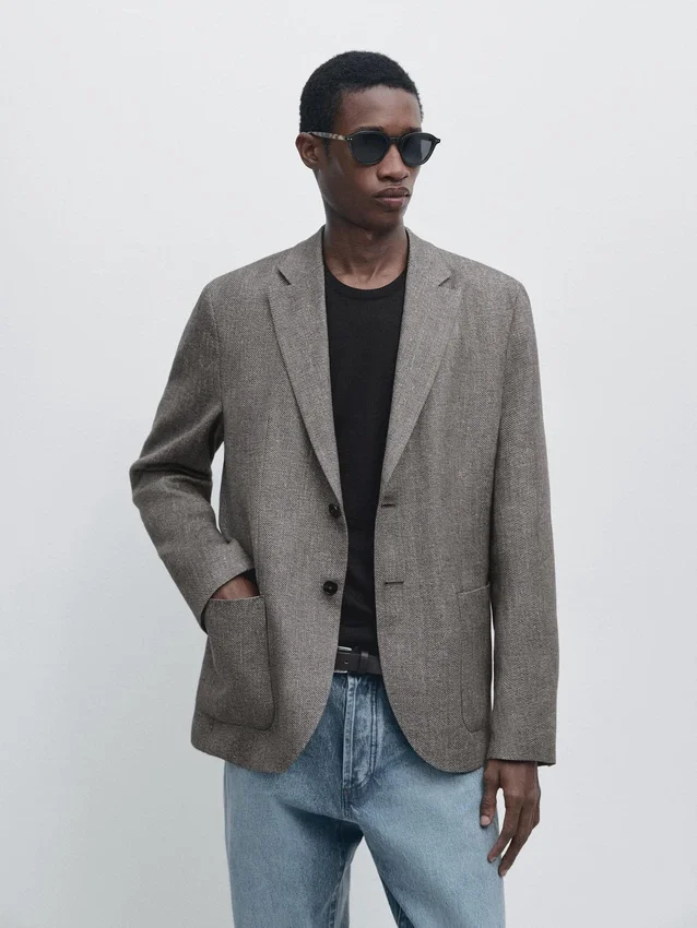 Op maat gemaakte blazer van linnenmix met visgraatmotief Op maat gemaakte blazer van linnenmix met visgraatmotief