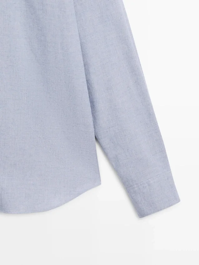 Overhemd van gemêleerd katoen met normale pasvorm Overhemd van gemêleerd katoen met normale pasvorm