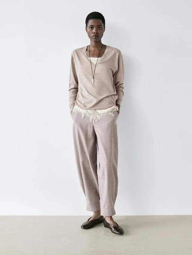 Oversized gebreide trui met V-hals Oversized gebreide trui met V-hals