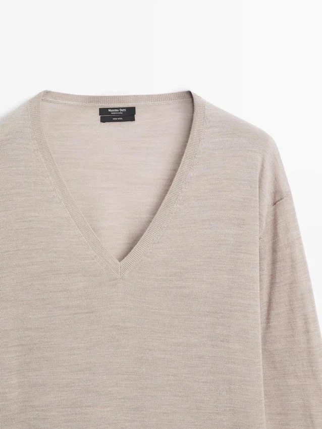 Oversized gebreide trui met V-hals Oversized gebreide trui met V-hals