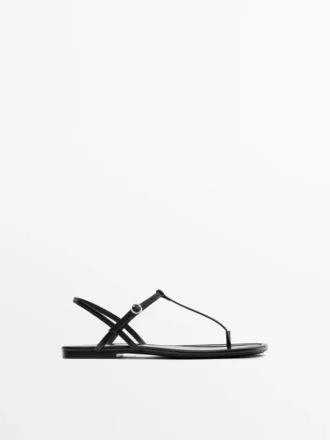 Platte sandalen met bandjes en teenscheiding