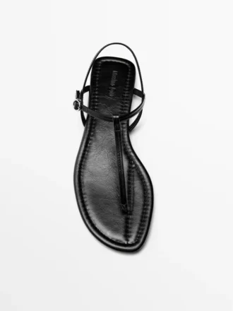 Platte sandalen met bandjes en teenscheiding